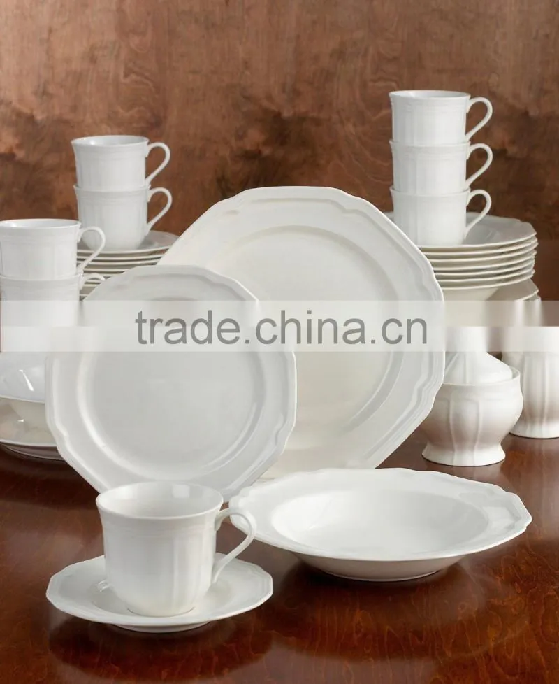 Beautiful embossed design dinner set White porcelain dinnerware