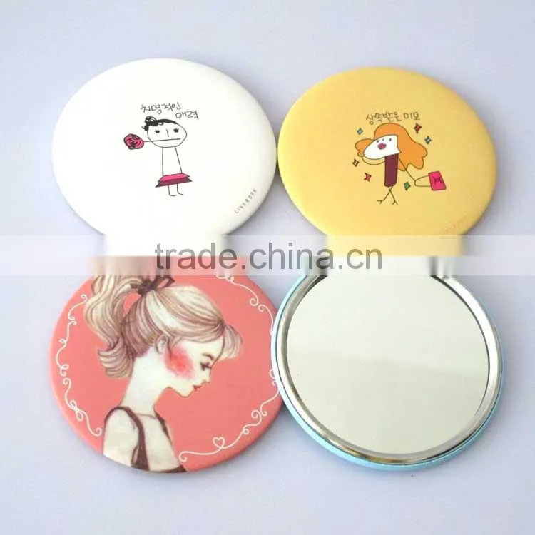 *pocket mirror