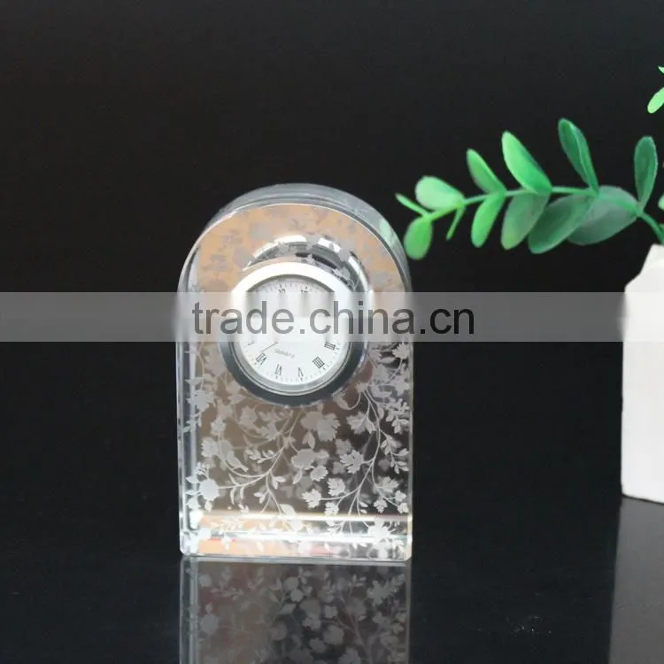 Small crystal decorative desktop clock