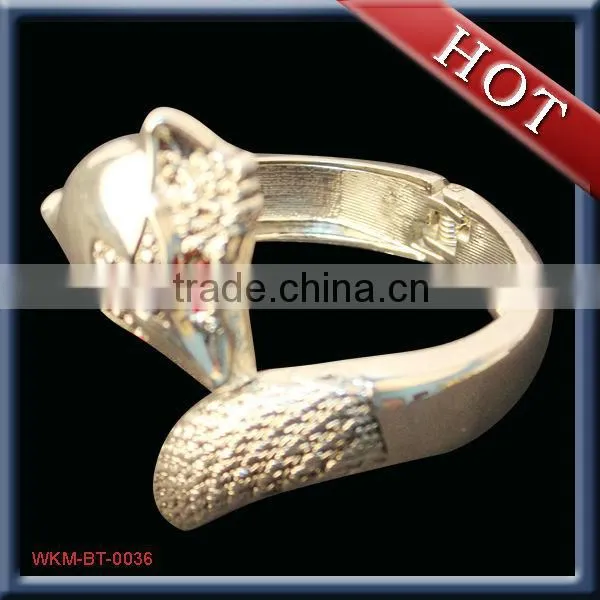 Beautiful cuff type enamel animal bracelet bangle Jewelry Bangle