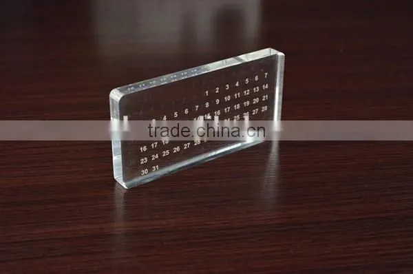 Hot sell handmade low price high quality acrylic calendar