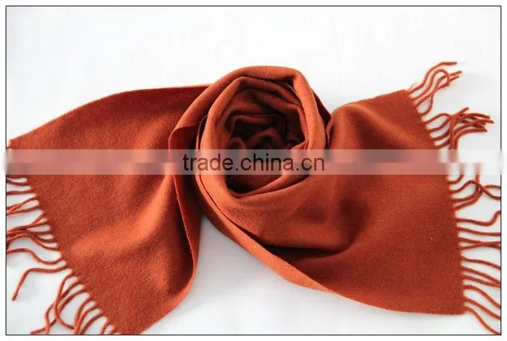 100% cashmere scarf with jellewery