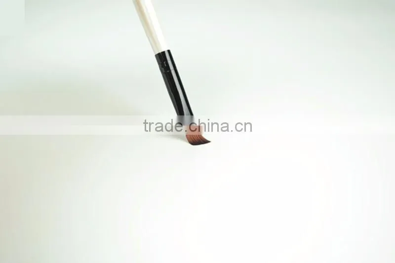 2016 HOT Professional Cosmetic Brushes