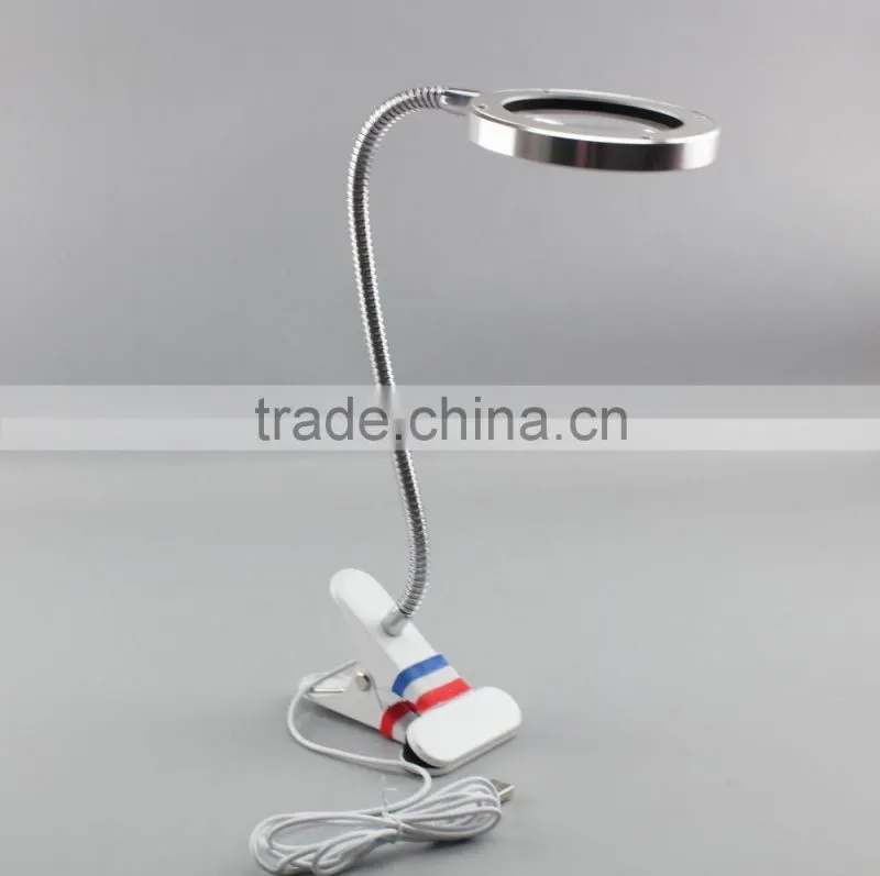 2016 latest popular fashionable gooseneck clip reading magnifier glass desk led lamp