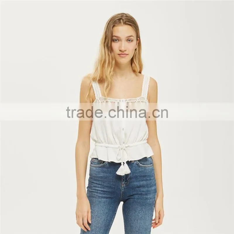 Wholesale European style crochet sleeveless ladies camisole tops 2017