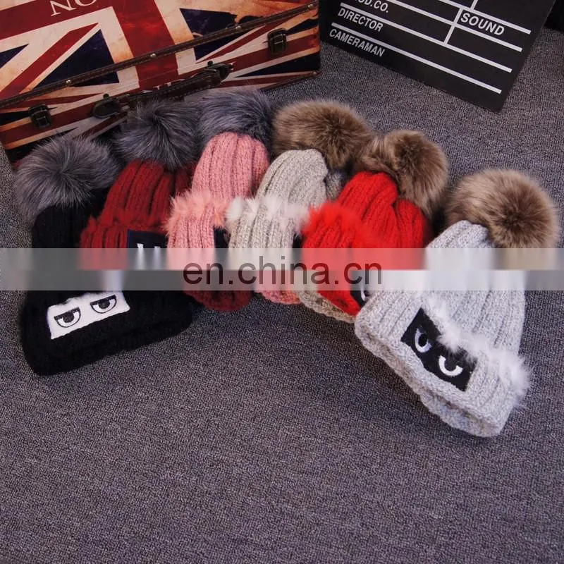 Crochet stripped hats cute eyes raccoon/fox fur pom pom hats