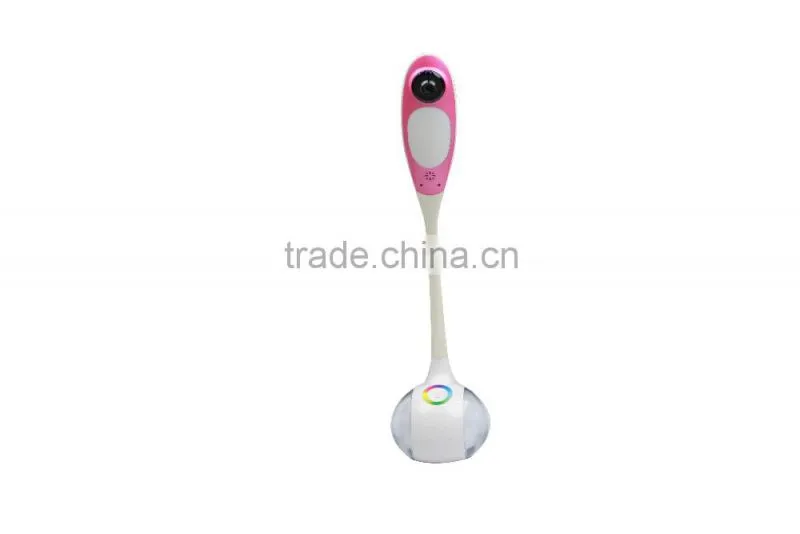 Plug and play alarm push motion detector with night vision hd 720p p2p wifi ip camera