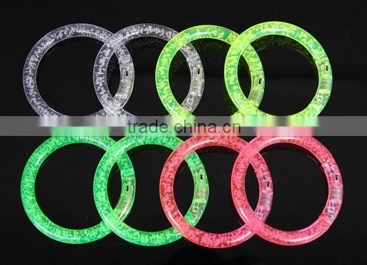 Cute!!! Soft Jelly Light Up LED Bracelets Bangle Wristband Party Favors For Children Kids Children'Day Christmas Wedding