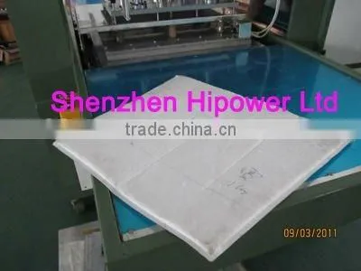 Automatic high frequency sealer for polyester air pocket filter making