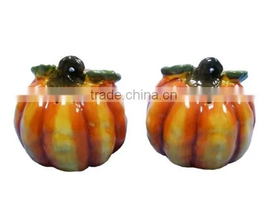 Custom funny Christmas penguin ceramic salt and pepper shaker