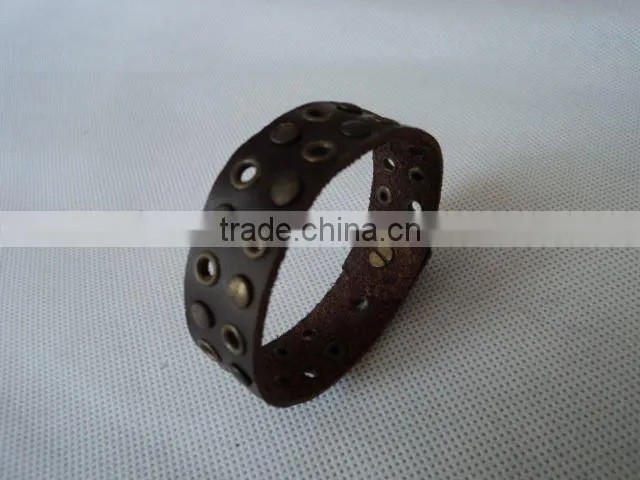 punk style rivet bracelet PU leather bangle available colors Europe and American style