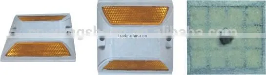 Refective Cast Aluminum Road Studs with one Reflector or double Reflectors