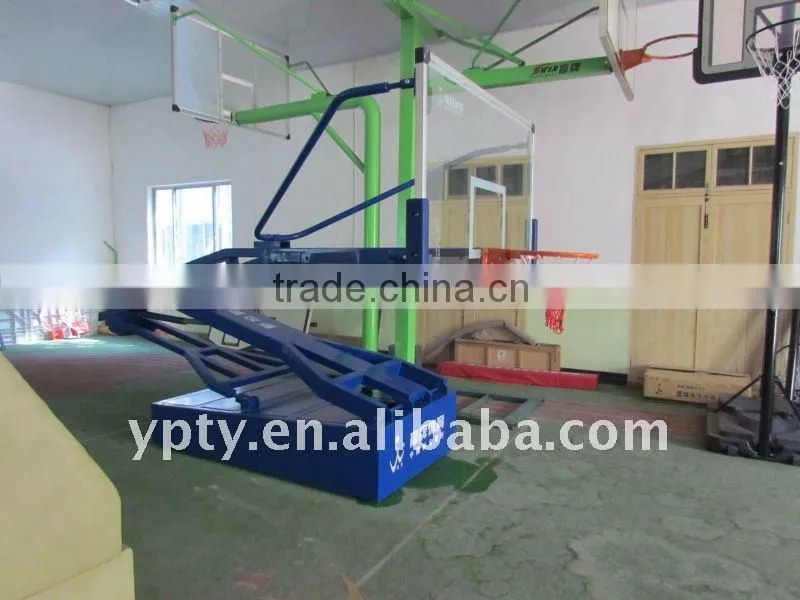 Manual Hydraulic Basketball Stand