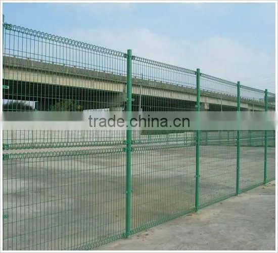 Ornamental double loop wire fence