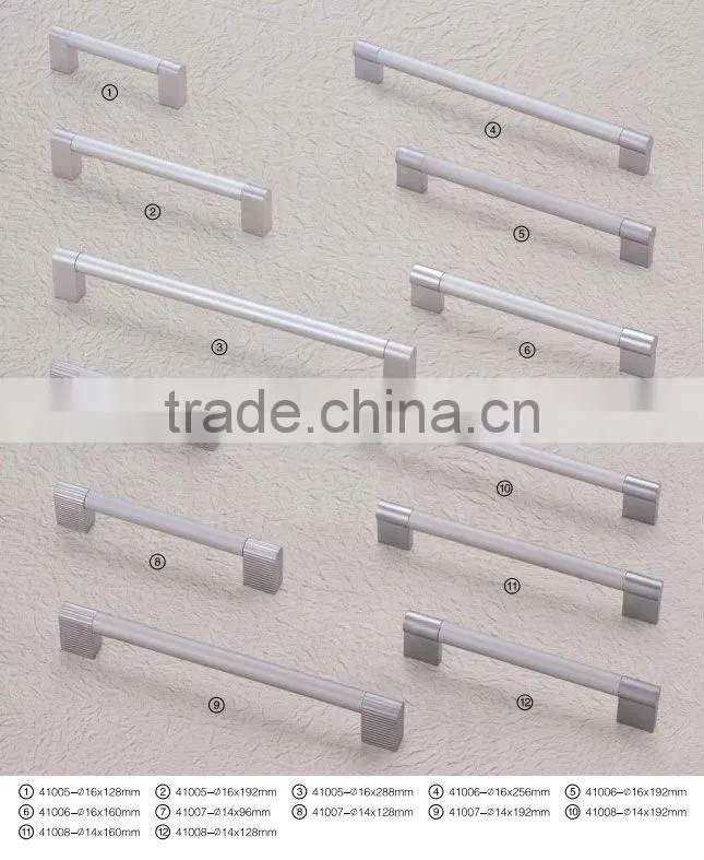 Aluminium pull handle