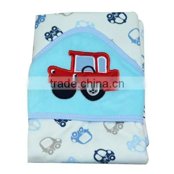 2016 new Embroidered cartoon hooded baby blanket