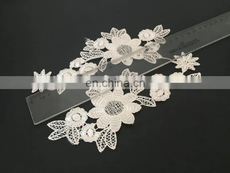 2017hot sale fashion flower lace applique for wedding dress