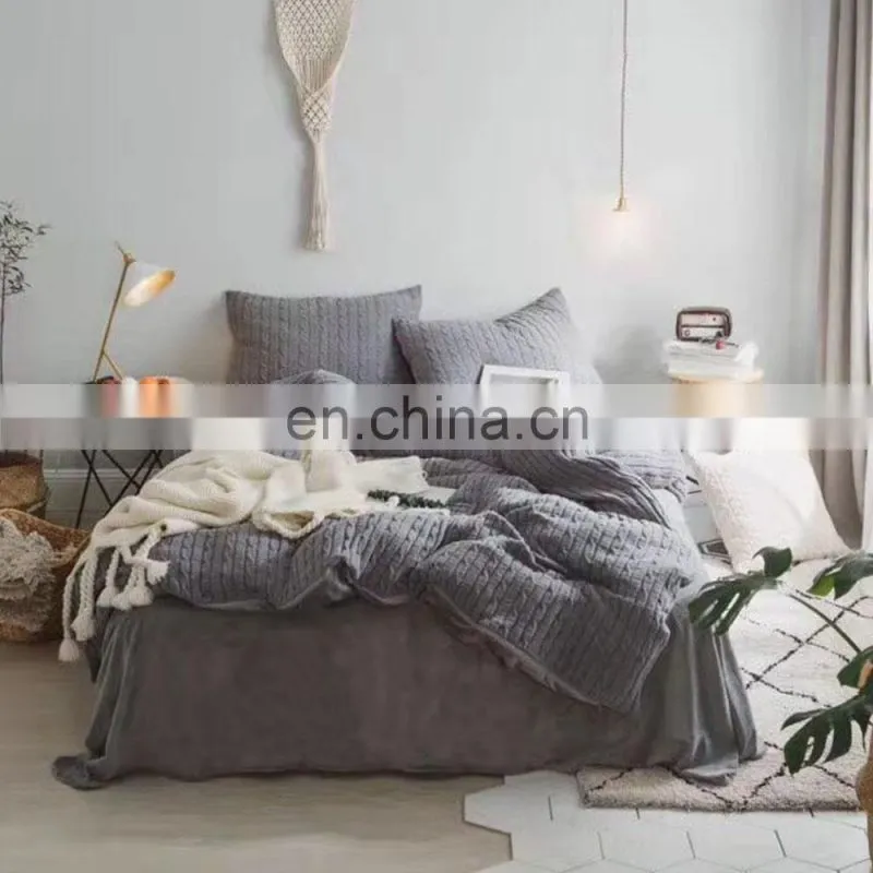 Decorative Warm Knitted Chenille Comforter Set Bedding