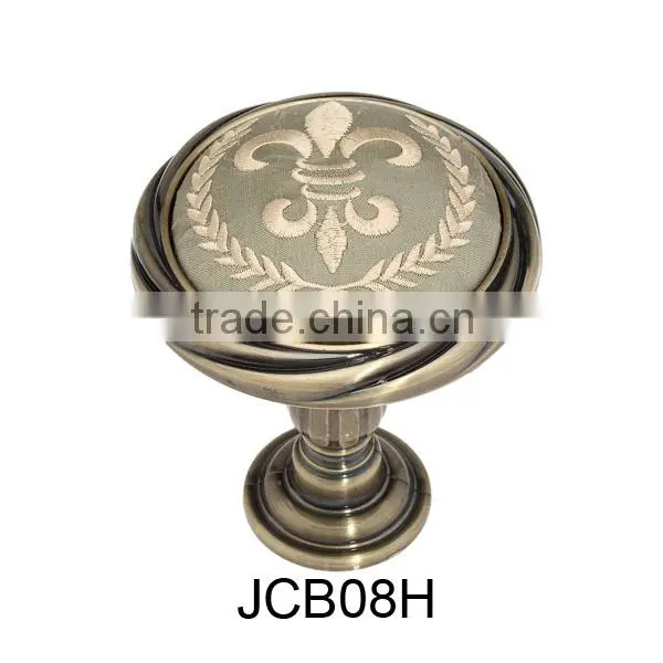 JCB08 plastic wall hanger hook curtain tassels