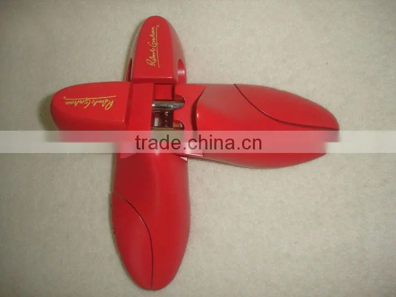 high quality beech wooden shoe tree red cedar shoe tree