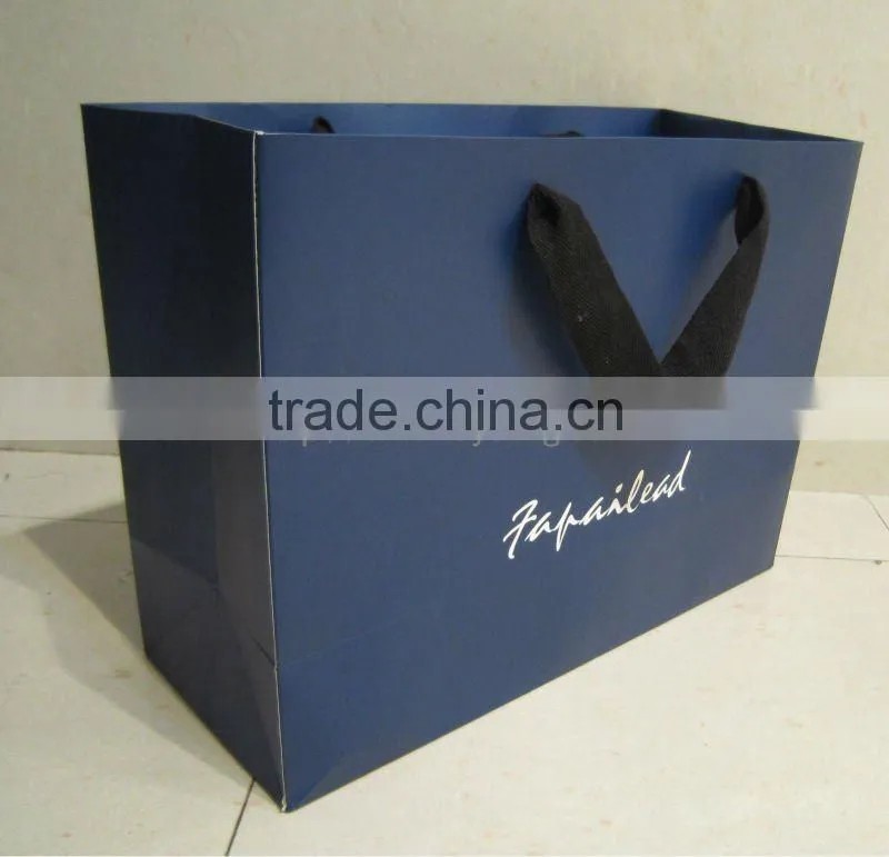 paper clothes shopping bag