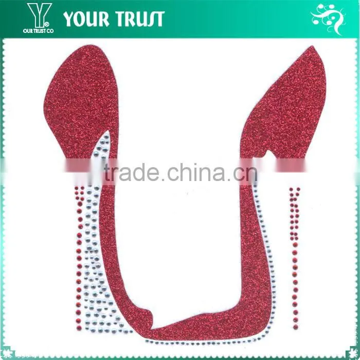 Clear Crystal Riding Bicycle Countryside Iron-on Hot Fix Motif Rhinestone