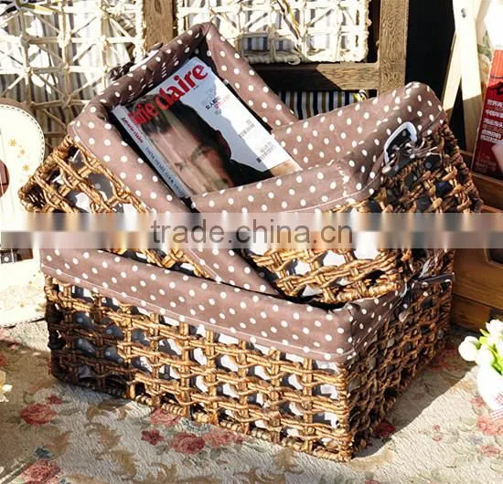 Cheap baskets simple clean usful woven baskets