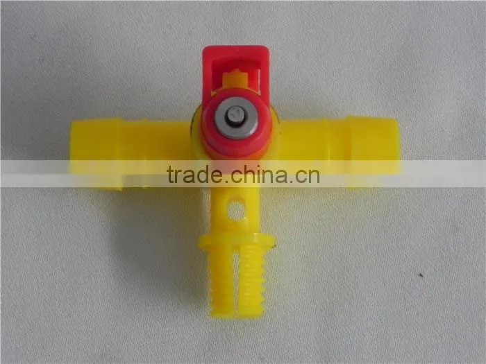 C13 T-junction chicken nipple drinker