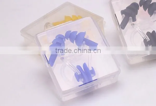 2015 Swim Essentials A bargain wholesale comfortable earplugs + nose clip suit, swimming suit made in china