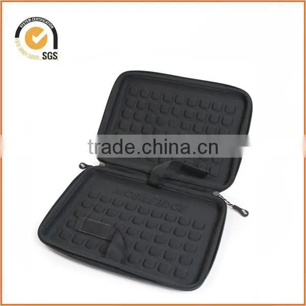 Cocoon Murray Hill CNS340 Carrying Case for 10.2" Netbook, Notebook - Gunmetal Gray By Chiqun Dongguan CQ-H01011