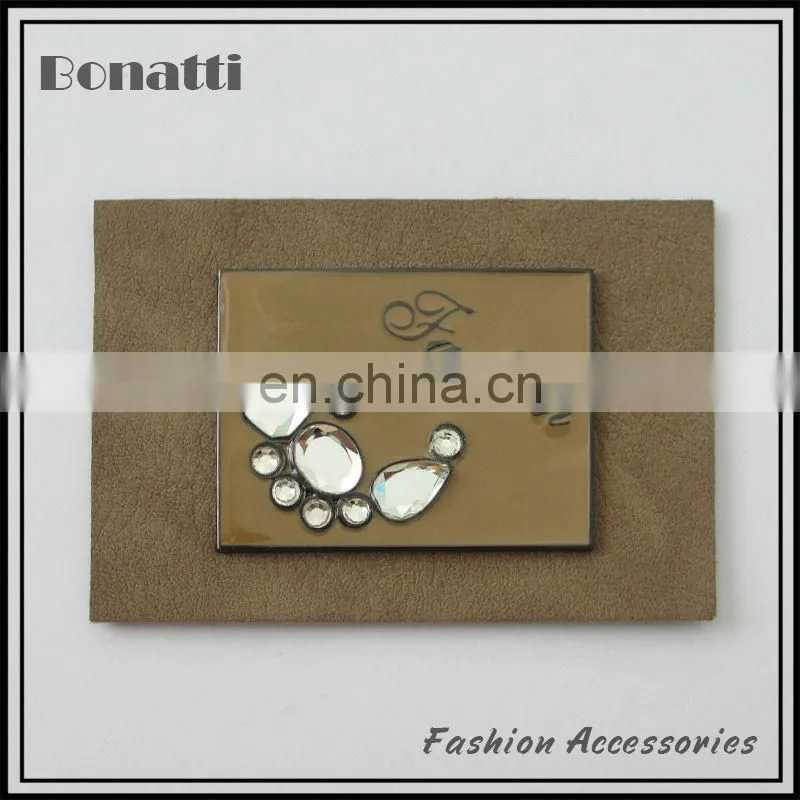 2013 hot sale pu leather labels for garment and bags