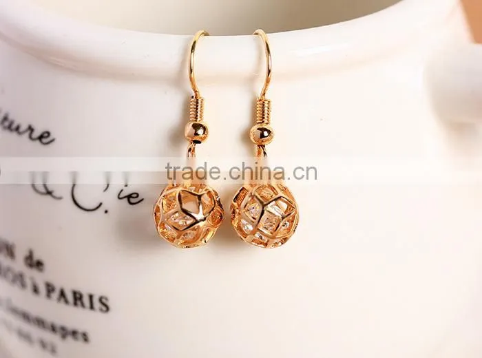 Fashion crystal hoop earrings clear white rhinestone earrings bridal earrings