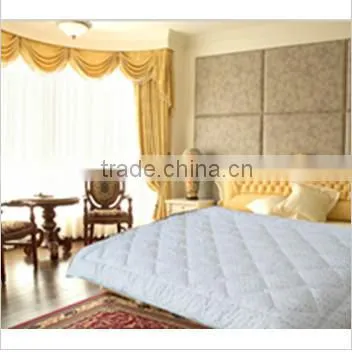 Natural and pure and fresh colorful star quilt with polyester 3D and microfiber filling