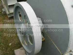 Semi-wet material crusher for fertilizer