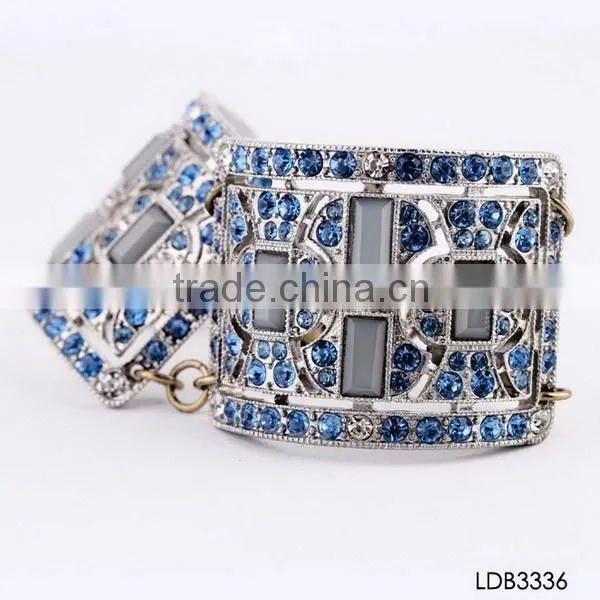 Bling bling rhinestones filled retro silver bangle wholesale Tibetan bangle