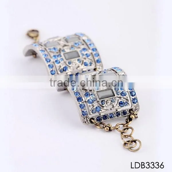 Bling bling rhinestones filled retro silver bangle wholesale Tibetan bangle