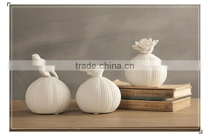2016 jingdezhen Professional China Manufacturer white vase different type for home decor