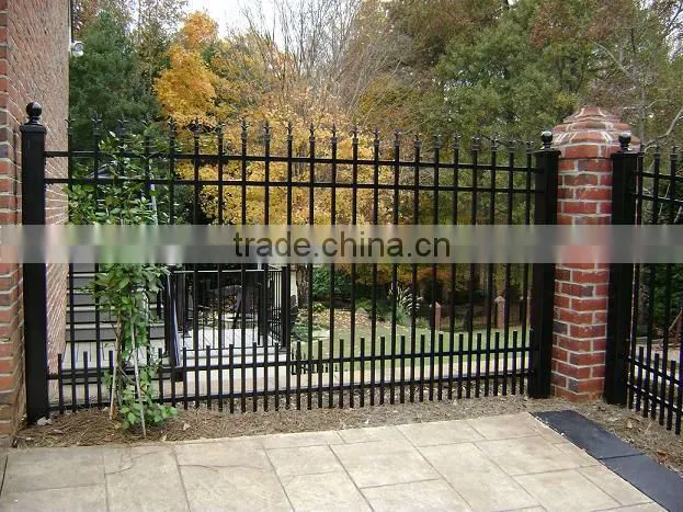 2013 Top-selling modern garden border fence edging