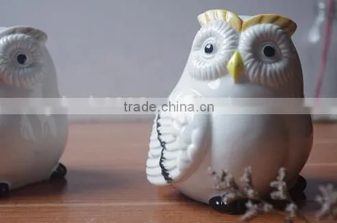 Ceramic money box, piggy bank, money saving box
