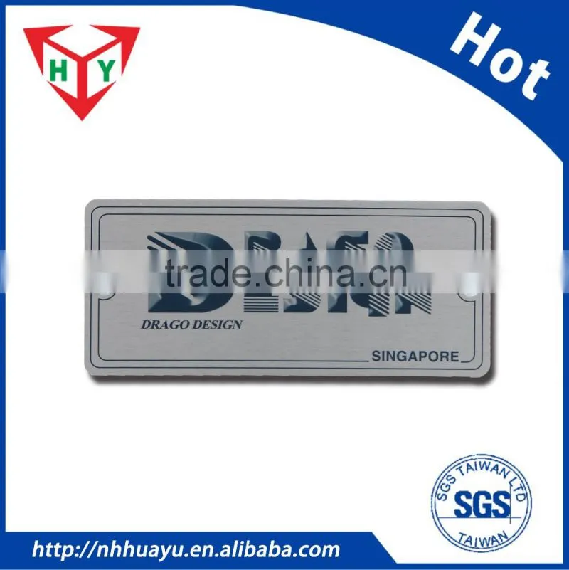 custom metal print tags