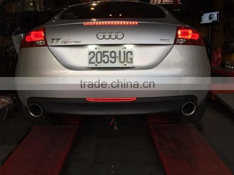 Vinstar Direct Fit Clear Lens 3-In-1 LED Rear Fog Lamp / LED Reverse Light Feature For 2007-2013 Audi TT