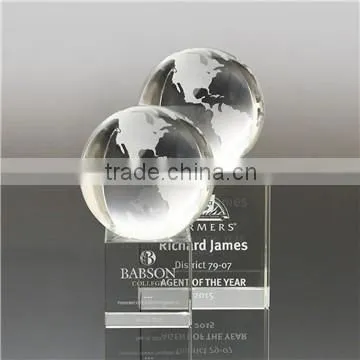 Wholesale custom made globe crystal trophy with black base for business gift