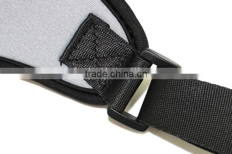 Quick release neoprene camera strap