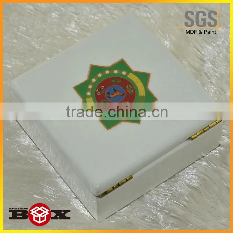 2016 Popular Custom Logo Watch Box Manafacturer