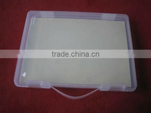 Portable plastic file boxes