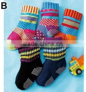 Children sock with point printed