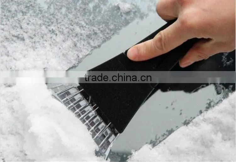 PP/PVC ICE SCRAPER W:11CM L:23CM
