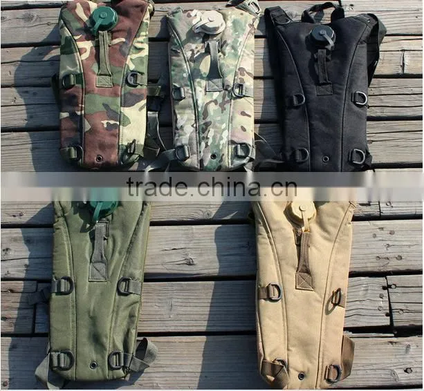 Manufacturer of Multifunction Outdoor Cycling 2.5L Tactics Watery Bag/Water Bag Backpack