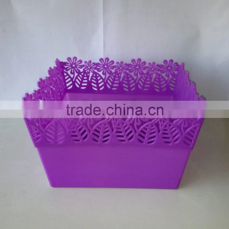 colourful plastic snacks dish plate