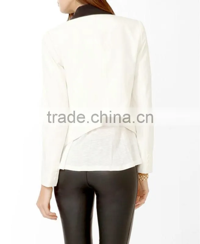 Essential Contrast Lapel Blazer